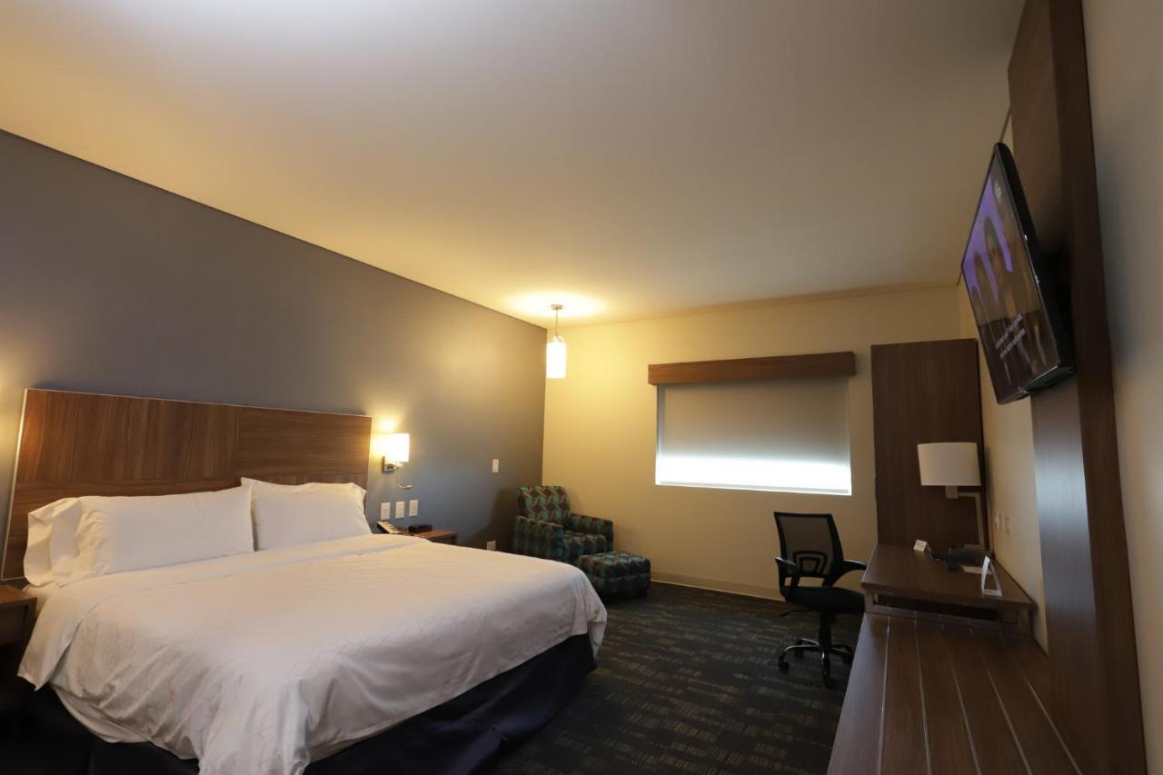 Holiday Inn Express & Suites Mexicali, An Ihg Hotel ภายนอก รูปภาพ