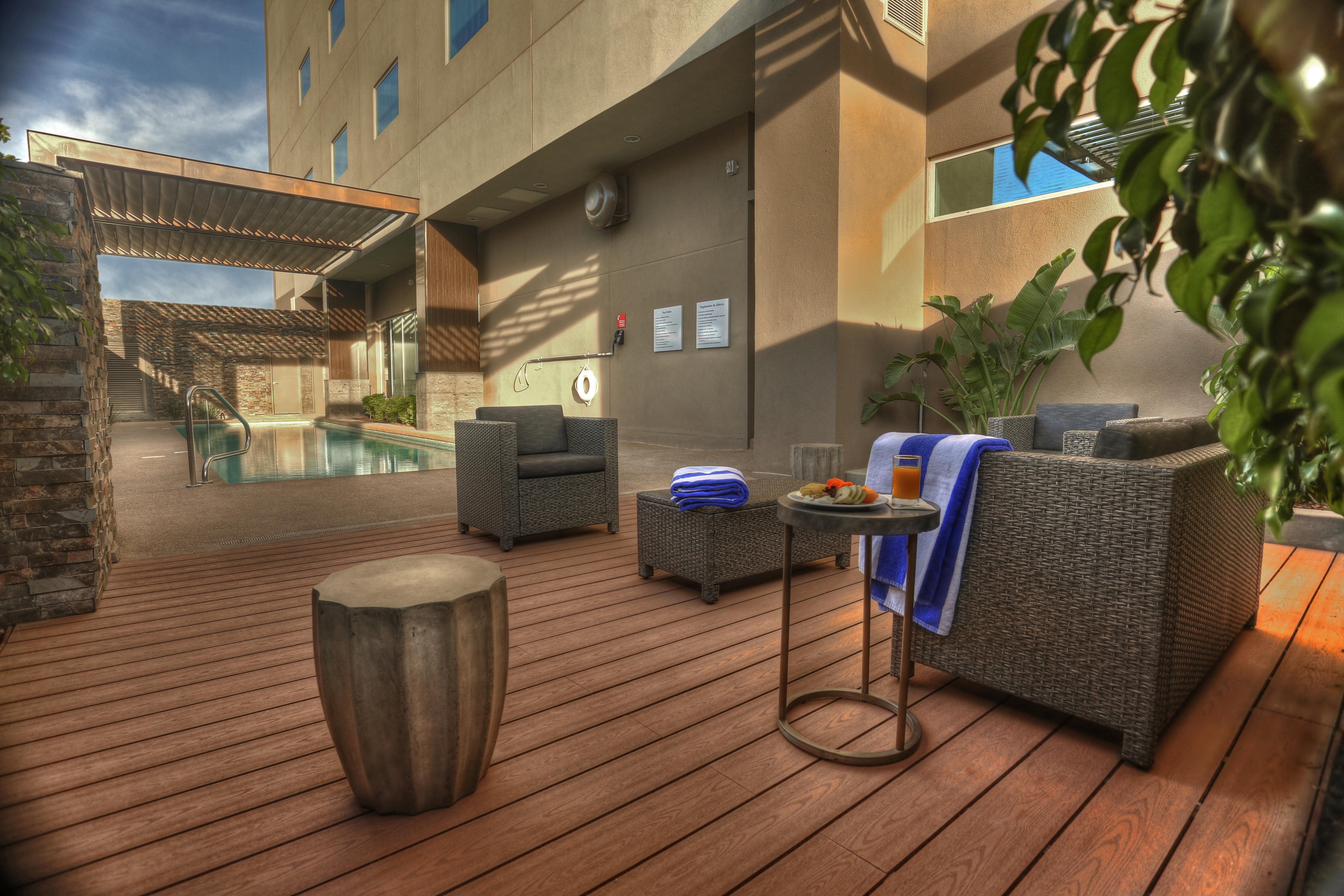 Holiday Inn Express & Suites Mexicali By Ihg ภายนอก รูปภาพ