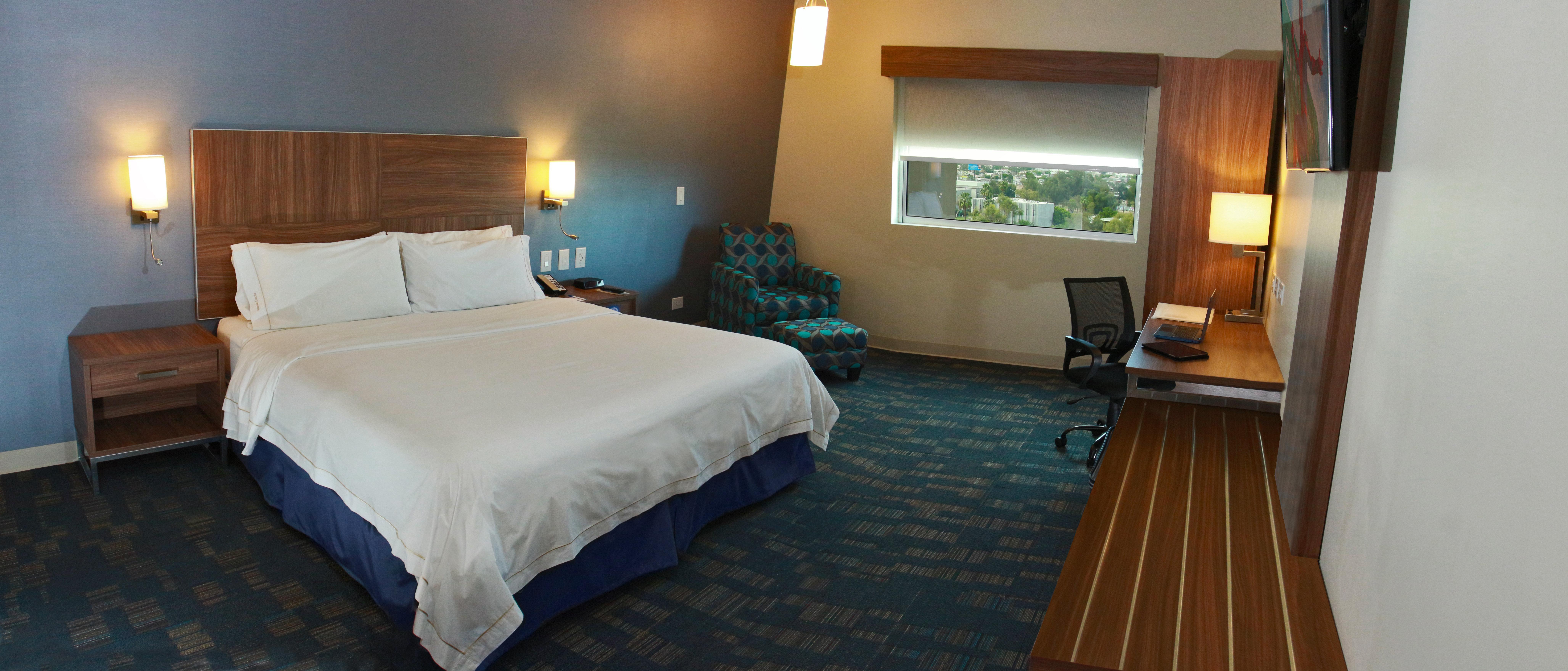 Holiday Inn Express & Suites Mexicali, An Ihg Hotel ภายนอก รูปภาพ