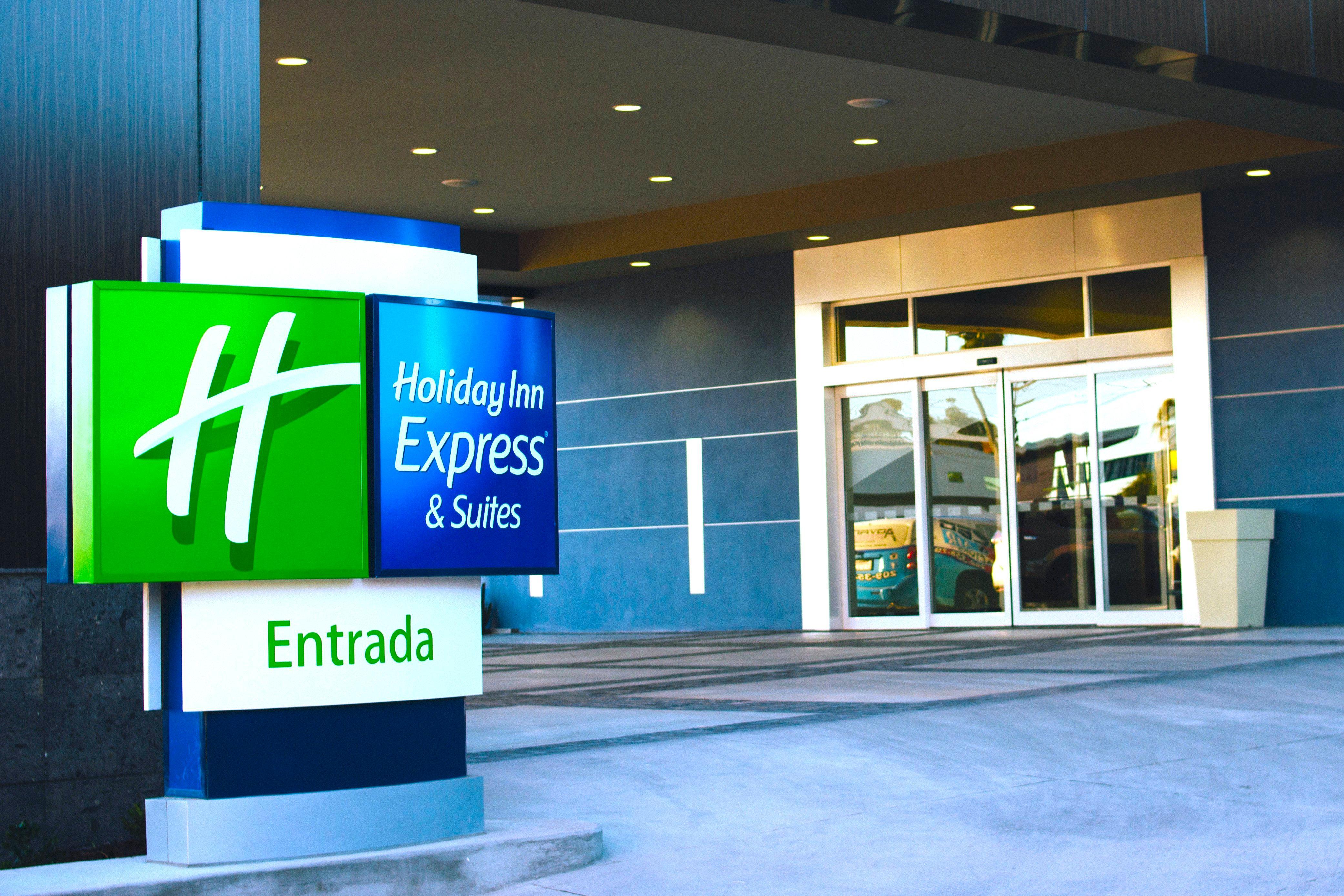 Holiday Inn Express & Suites Mexicali, An Ihg Hotel ภายนอก รูปภาพ