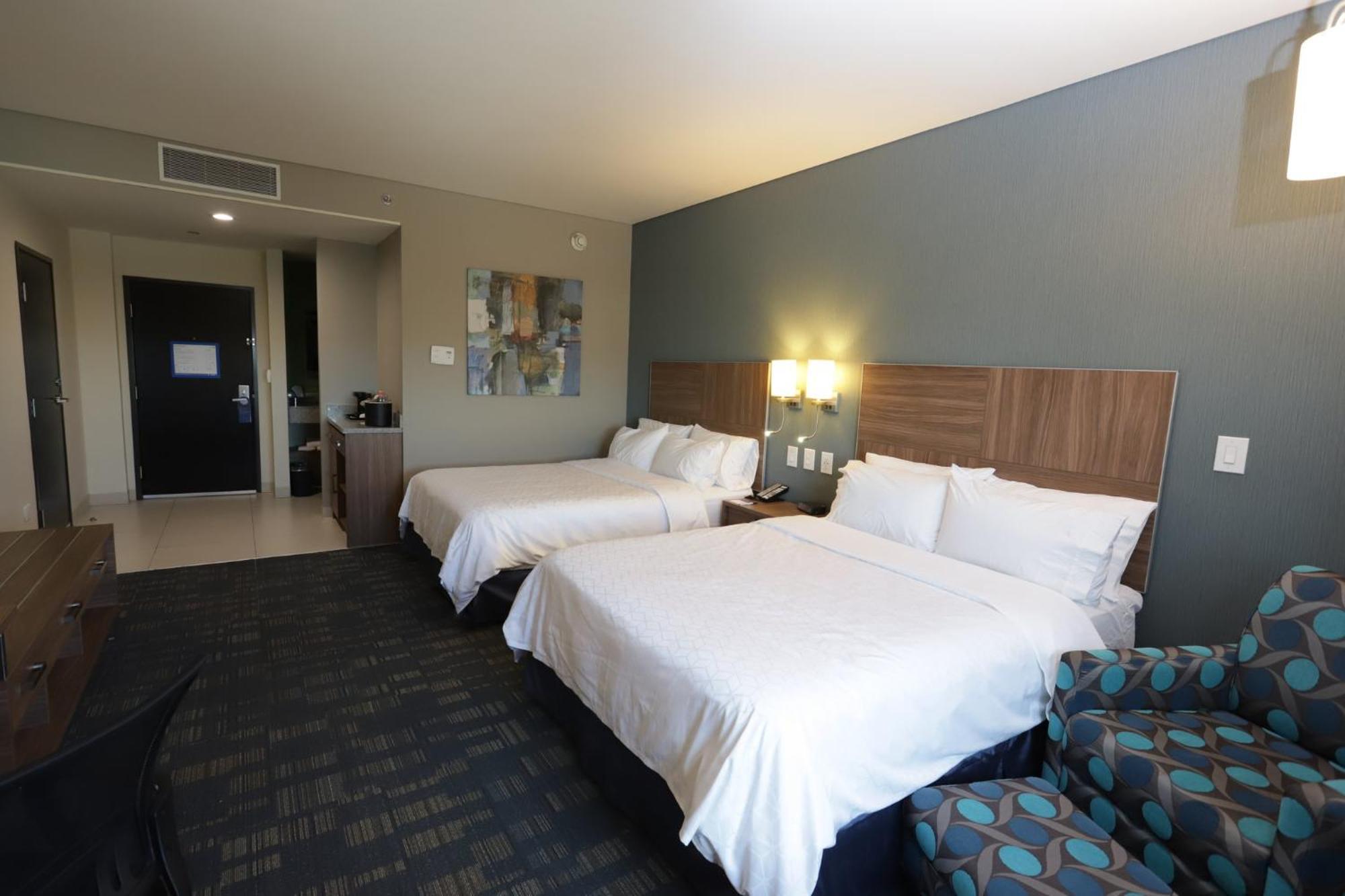 Holiday Inn Express & Suites Mexicali, An Ihg Hotel ภายนอก รูปภาพ